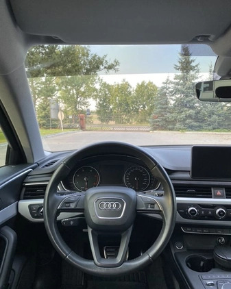 Audi A4 cena 82900 przebieg: 104573, rok produkcji 2017 z Chełm małe 326